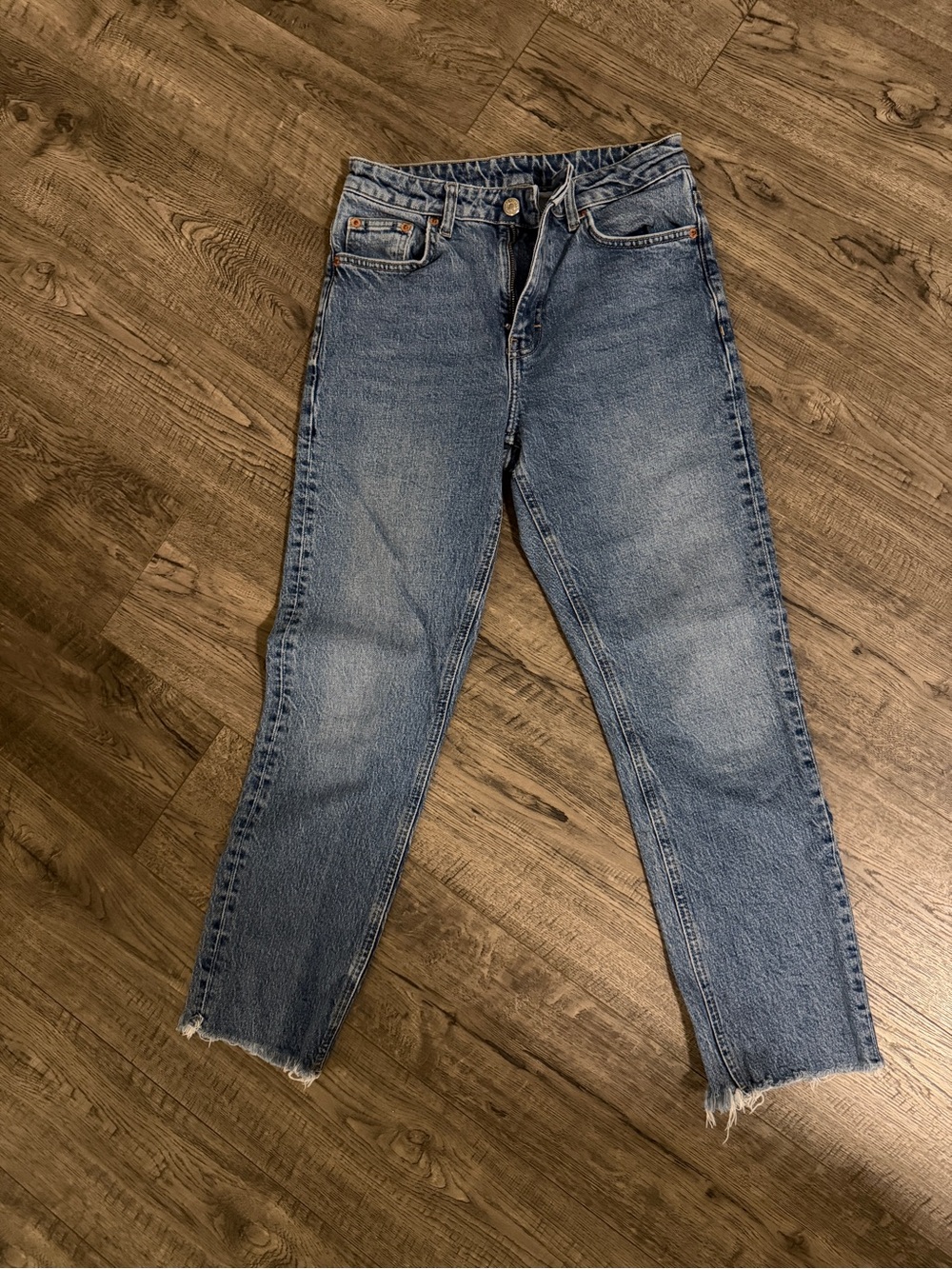 Topshop Medium Blue Cropped Ankle Jeans